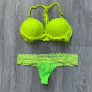 NWOT Neon Yellow & Green Victoria’s Secret PINK 34C T Strap Bra & Medium Panty